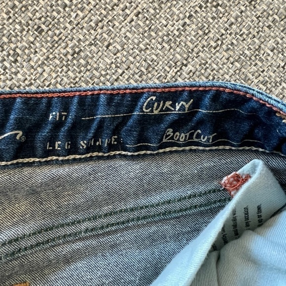 𝅺eddie Bauer Women’s Curvy Bootcut Jeans Size 6L - Picture 9 of 9